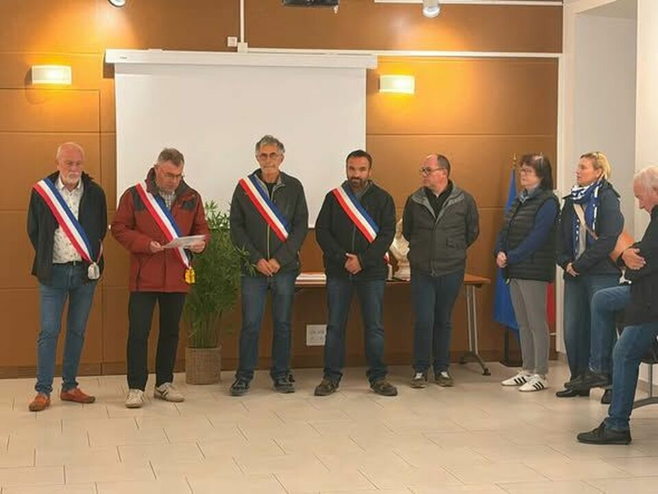 Rassemblement à Lablachère